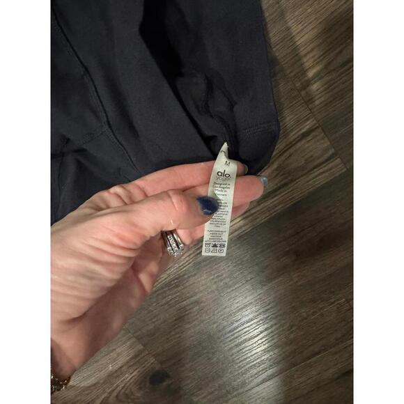 Excellent Condition Alo Airlift High Waist Cargo Legging sz M - Picture 4 of 5